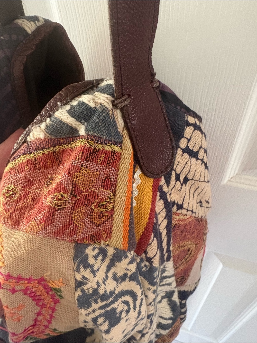 Lucky Brand Y2K Patchwork Hobo Crossbody Bag - Picture 6 of 8